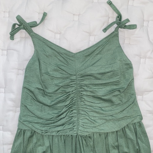 Kate Quinn Green Kids One Piece - Picture 2 of 5